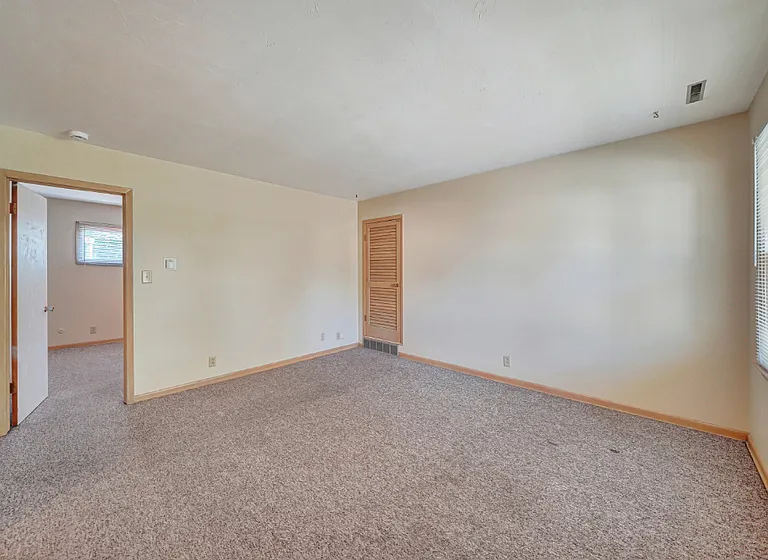 5050 Cleveland Ave #3 — Photo 5
