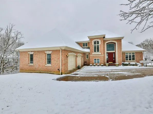 2410 Grandin Gate Ln, Cincinnati, OH 45208