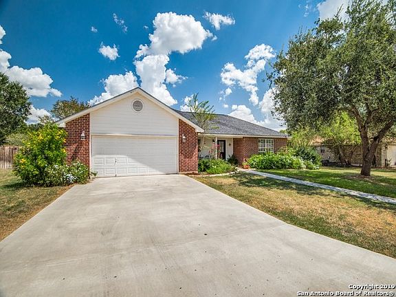 3rd image of 114 Woodland Dr