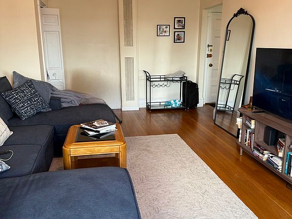 2nd image of 8 Garrison St APT 609