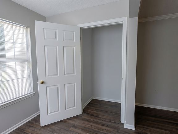 5th image of 50 Pebble Beach Cv APT H113