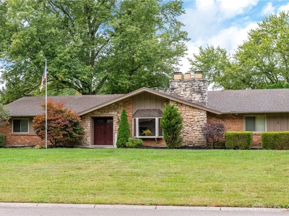 5417 Red Coach Rd, Dayton, OH 45429