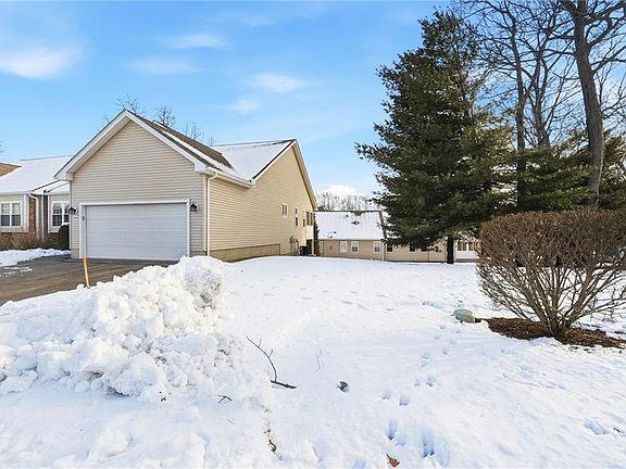 4th image of 180 Spencer Woods Dr