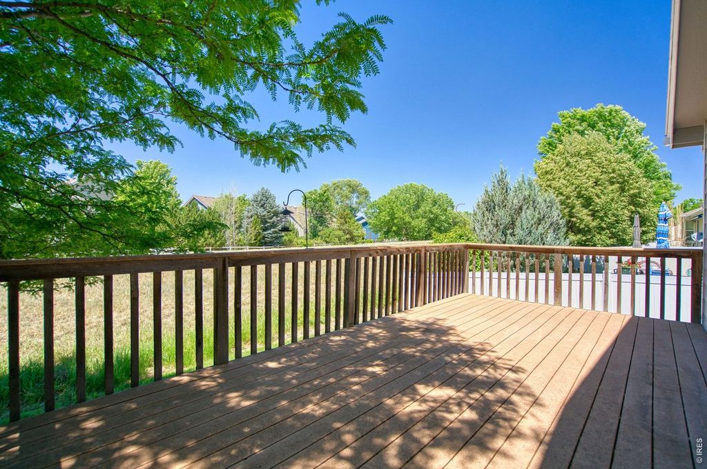 1384 Saginaw Pointe Dr