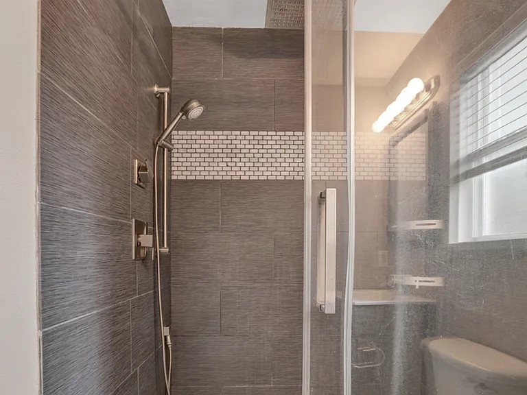1059 Antigua Cir — Photo 14