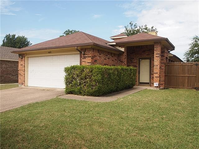 1st image of 4165 Amy Dr