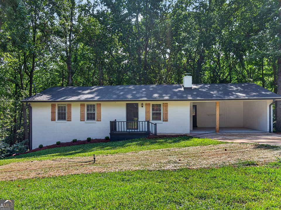 1st image of 126 N Lake Dr