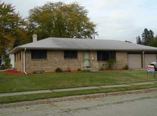 1736 W 37th St, Davenport, IA 52806