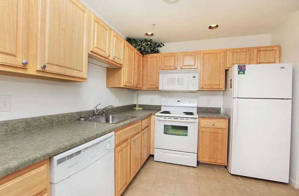 Greenbush Terrace — Photo 1