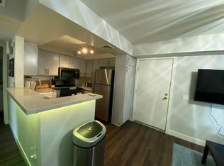 341 Andover Dr, Burbank, CA 91504