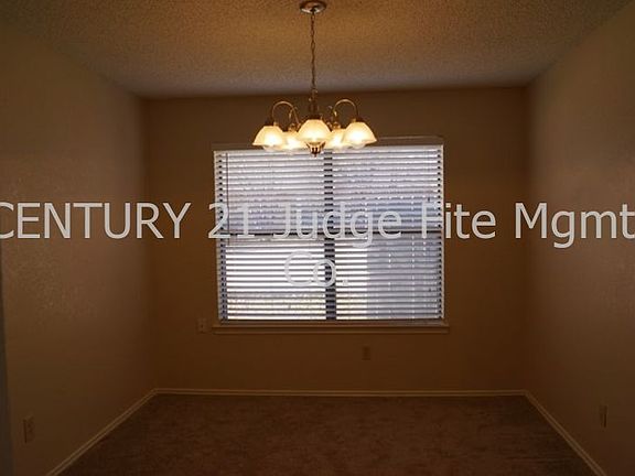 4th image of 926 Larue Dr