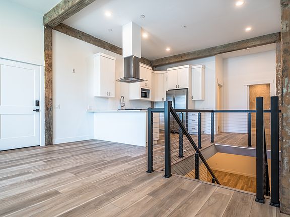 3rd image of 231 S Edison St #1