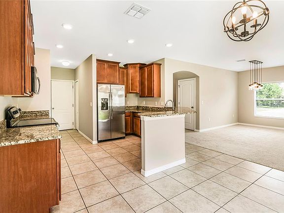 5th image of 2585 Lost Creek Ln