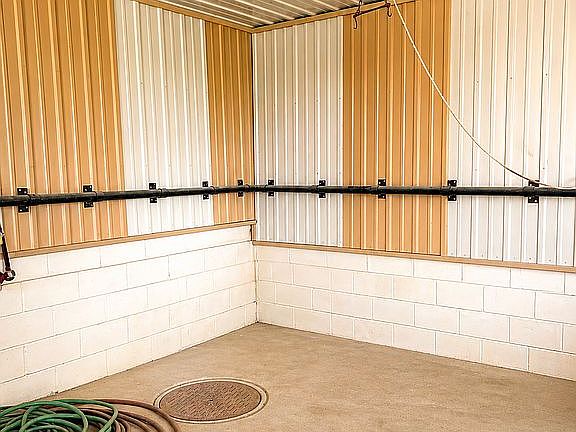 Wash Shed Station