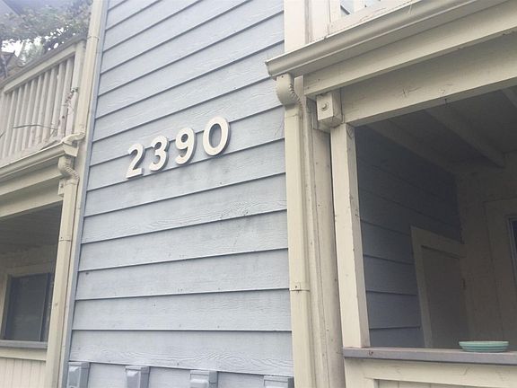 2nd image of 2390 Pleasant Way Unit F