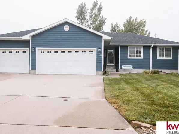 1207 N 7th Ave, Hastings, NE 68901