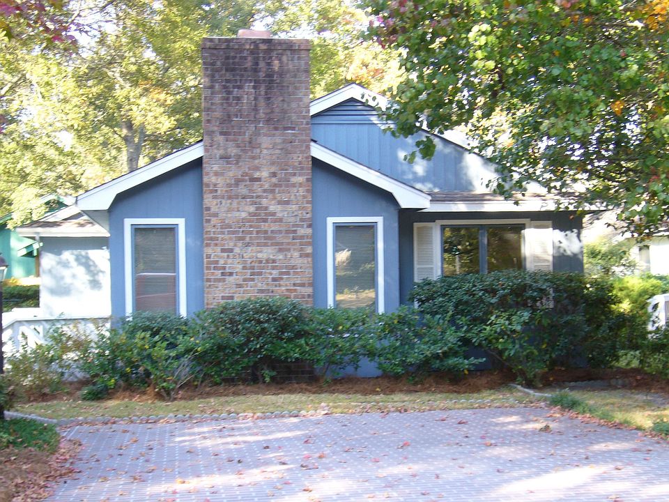 1st image of 12 Settlers Dr