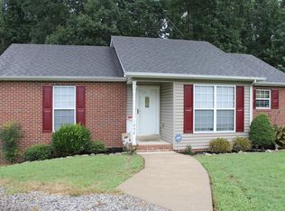 1052 Woodbrier Ln, Greenbrier, TN 37073