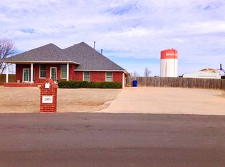 2405 E North Lake View Ln, Mustang, OK 73064