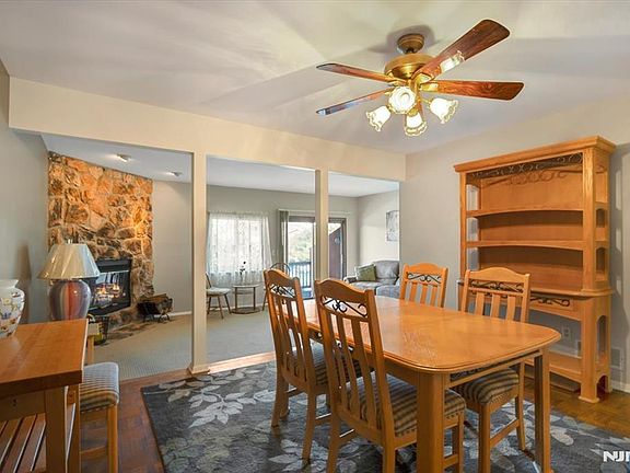 4th image of 3 Brookside Hts #58