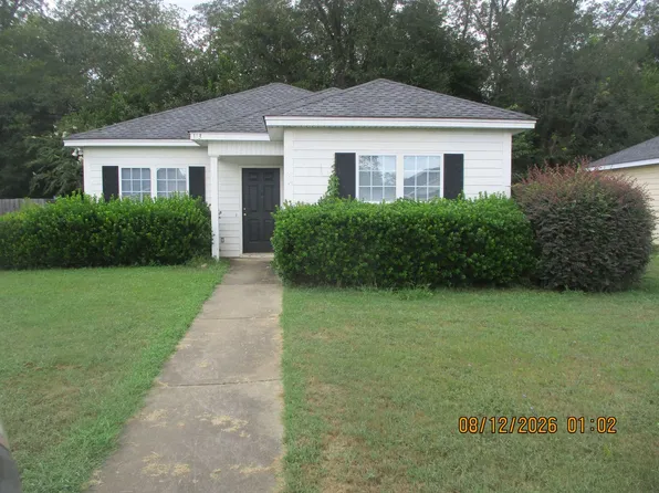 113 Laurelwood Ct, Leesburg, GA 31763