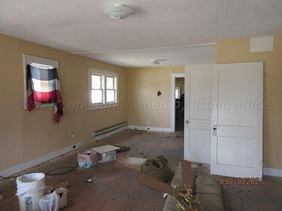 2nd image of 720 W Somerville St