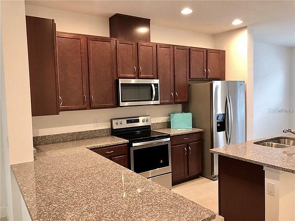 2nd image of 6314 Hamlin Reserve Blvd