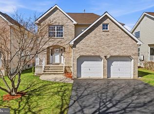 109 Canal View Dr, Lawrence Township, NJ 08648