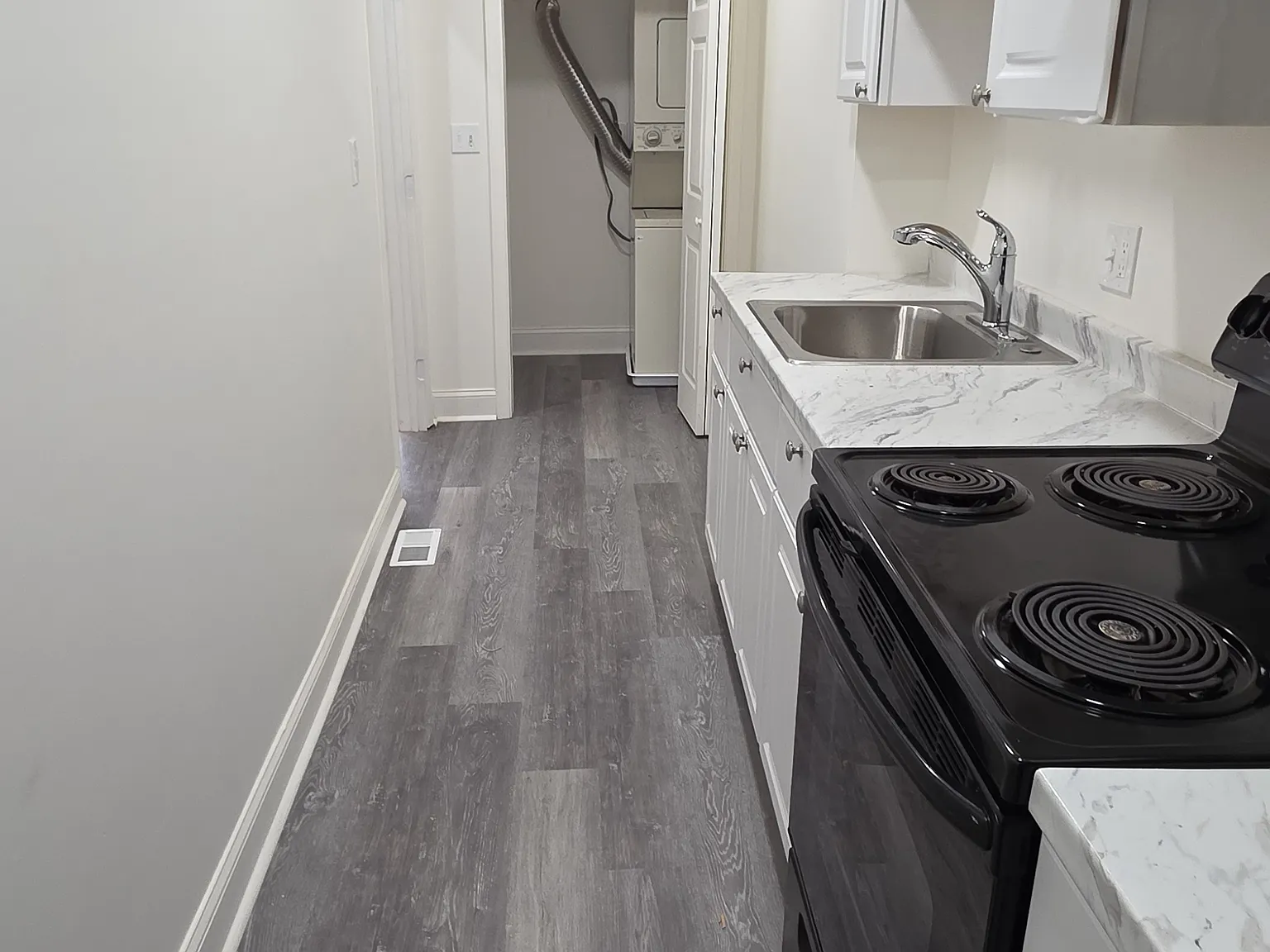 1517 N Fulton Ave — Photo 4