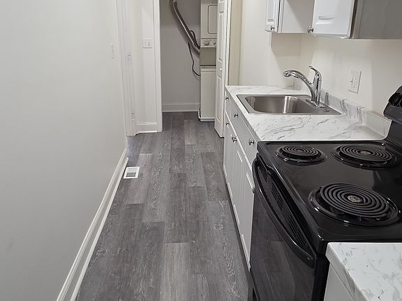 4th image of 1517 N Fulton Ave
