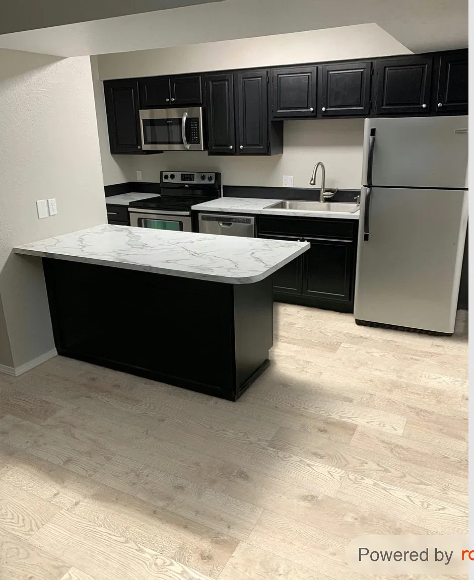 14407 N Pennsylvania Ave — Photo 3