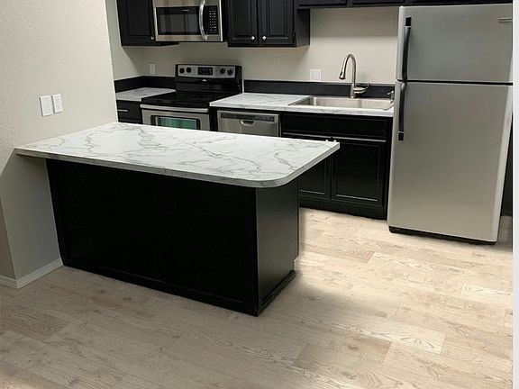 3rd image of 14407 N Pennsylvania Ave APT J