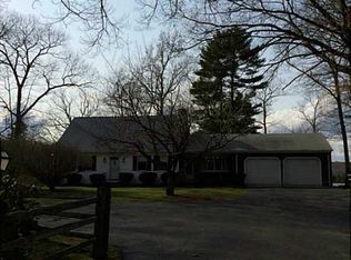 194 Whaley Hollow Rd, Coventry, RI 02816