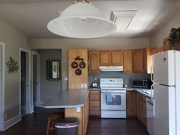 2nd image of 1195 Cedar Ridge Rd