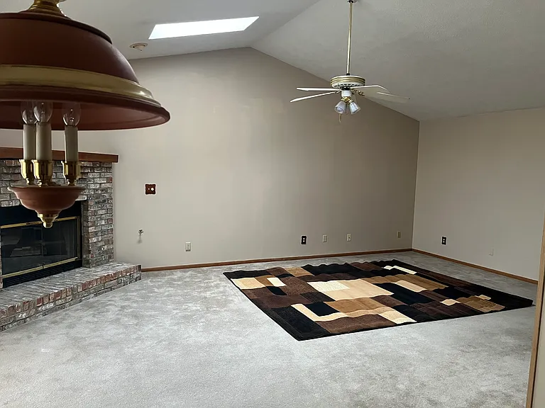 1814 N Lakeman Dr — Photo 11