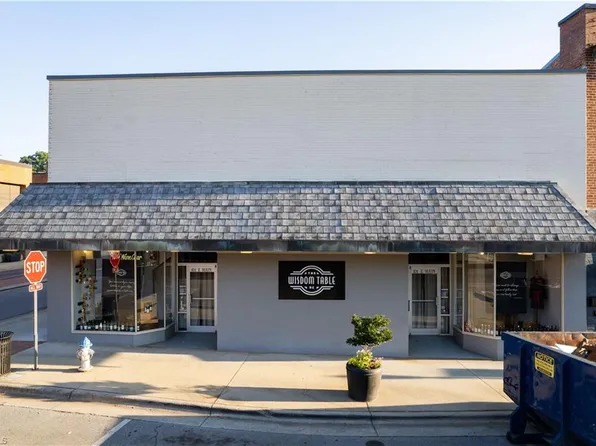 101 E Main St, Elkin, NC 28621