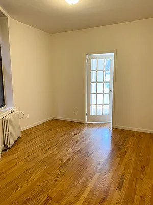 Rented by Jonis Realty | media 1