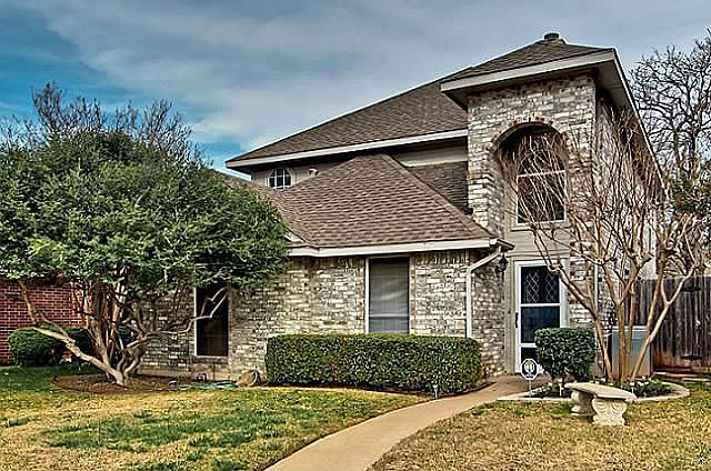 1st image of 108 Summer Place Dr