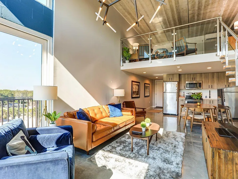Avenue Lofts
