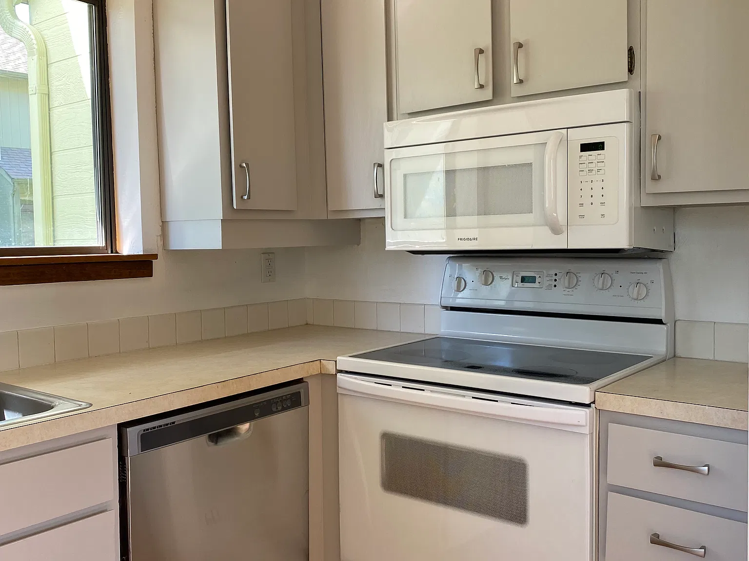2 bed, 954 sqft, $2,900 — Photo 4