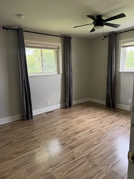 3 bed, 1.5 bath, 1400 sqft, $1,800 — Photo 2