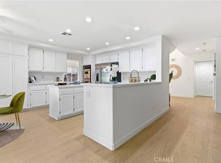 28360 Easton Ln, Santa Clarita, CA