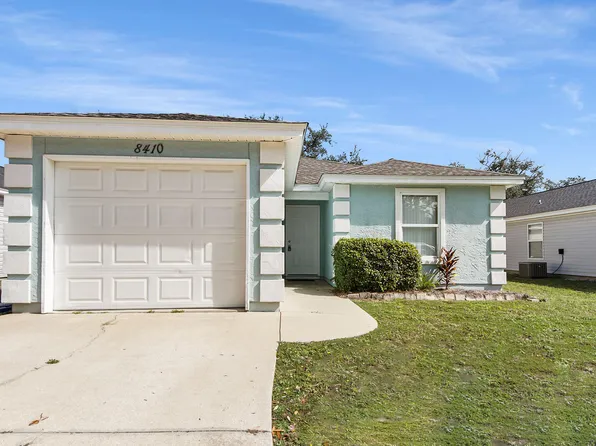 8416 N Lagoon Dr, Panama City Beach, FL 32408