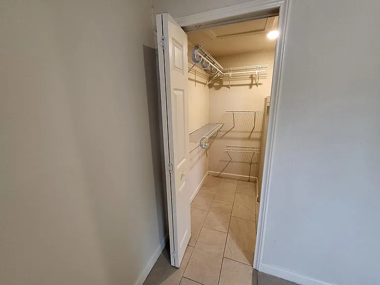118 Esmeralda Dr #103 — Photo 13