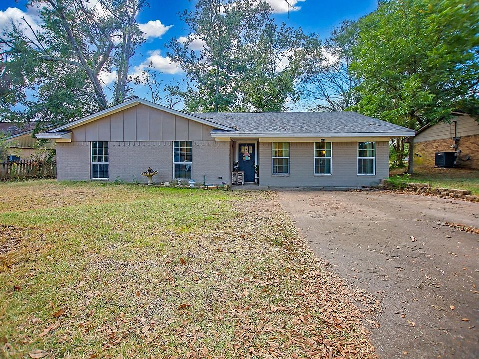 1st image of 103 Quail Ridge Dr