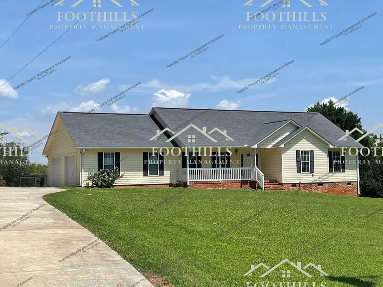 1950 Shackleburg Rd — Photo 1