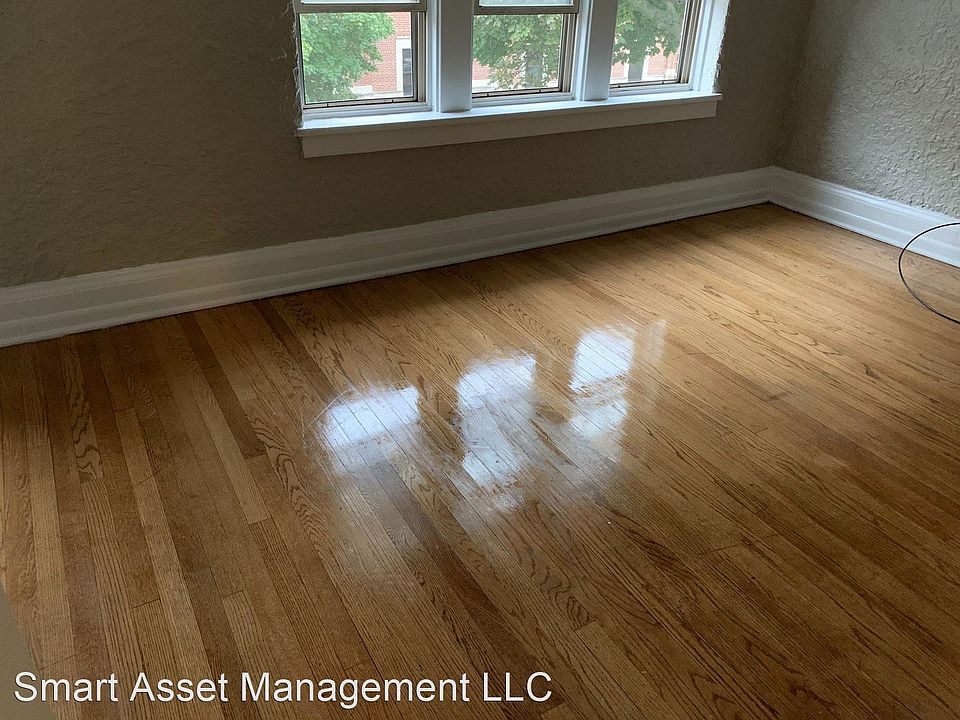 2nd image of 3074 N 40th St