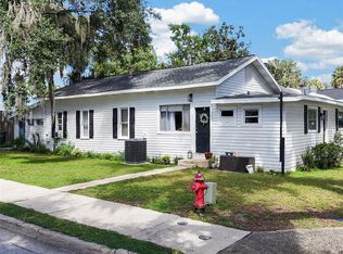 325 S 2nd St, Leesburg, FL 34748
