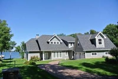 3rd image of 21729 Broadwater Dr