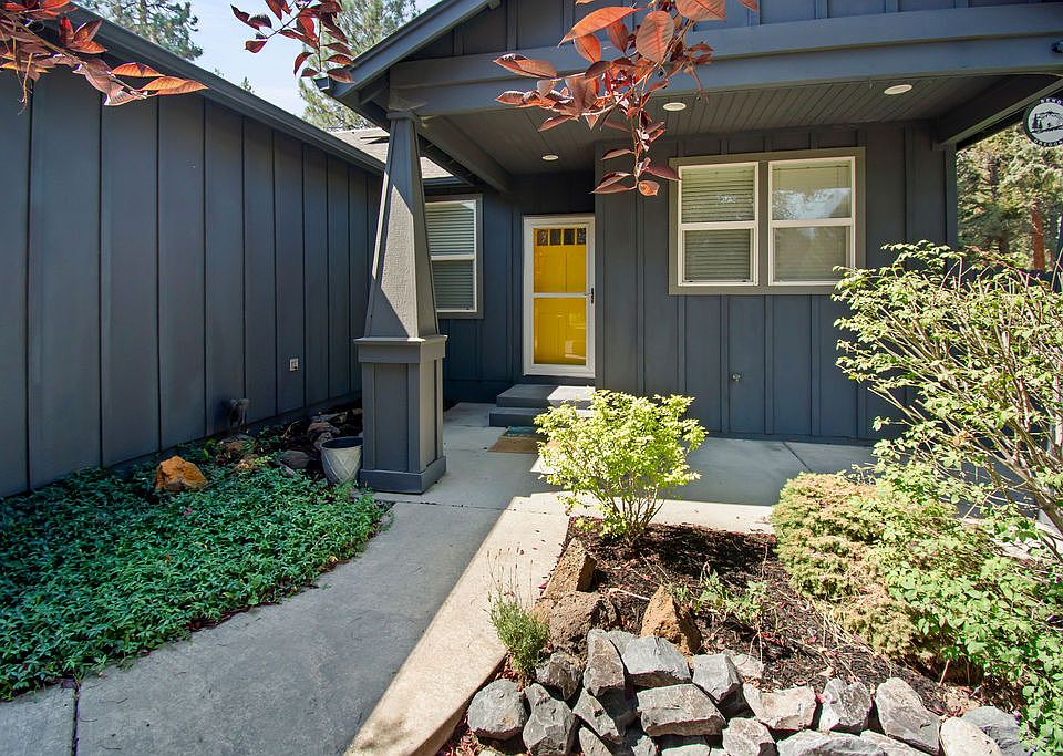 1st image of 61039 Honkers Ln